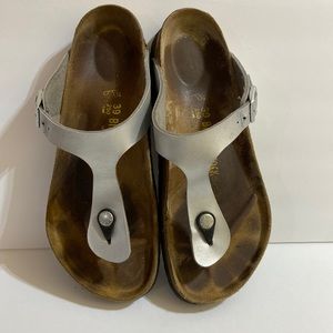 Birkenstock Gizeh silver metallic t strap sandal 39